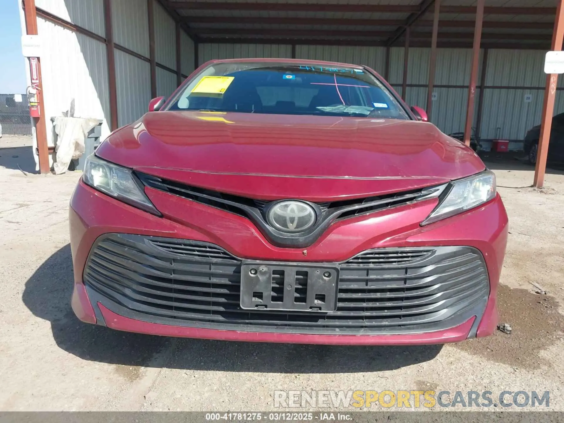 12 Photograph of a damaged car 4T1B11HK4KU725075 TOYOTA CAMRY 2019