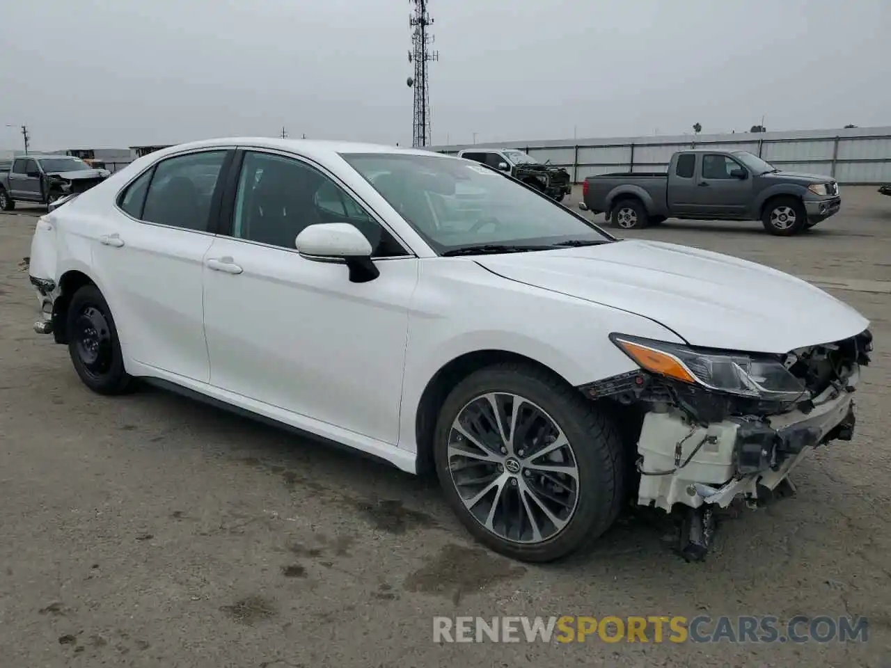 4 Photograph of a damaged car 4T1B11HK4KU727120 TOYOTA CAMRY 2019