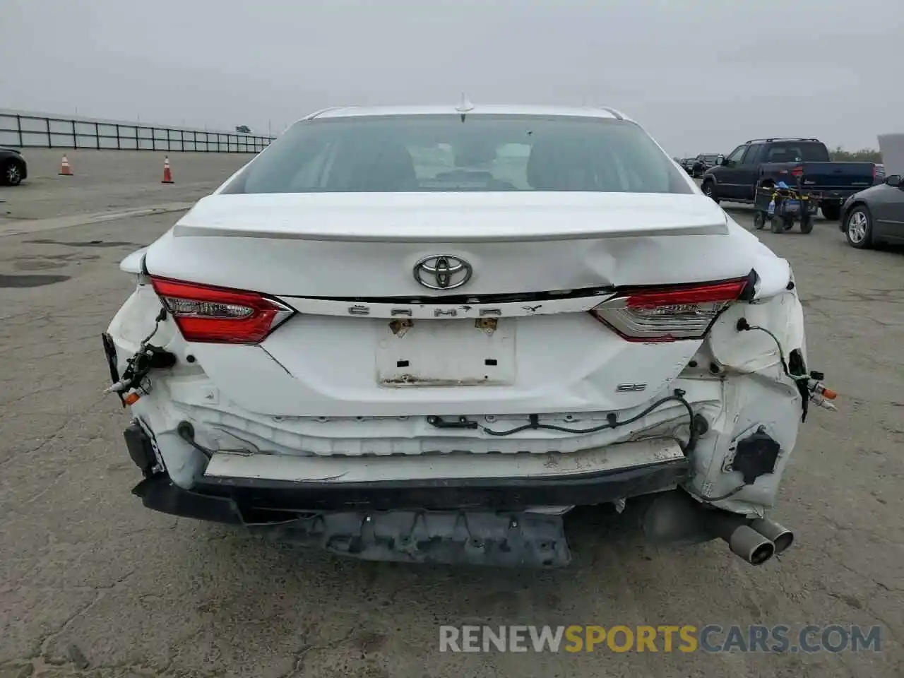 6 Photograph of a damaged car 4T1B11HK4KU727120 TOYOTA CAMRY 2019