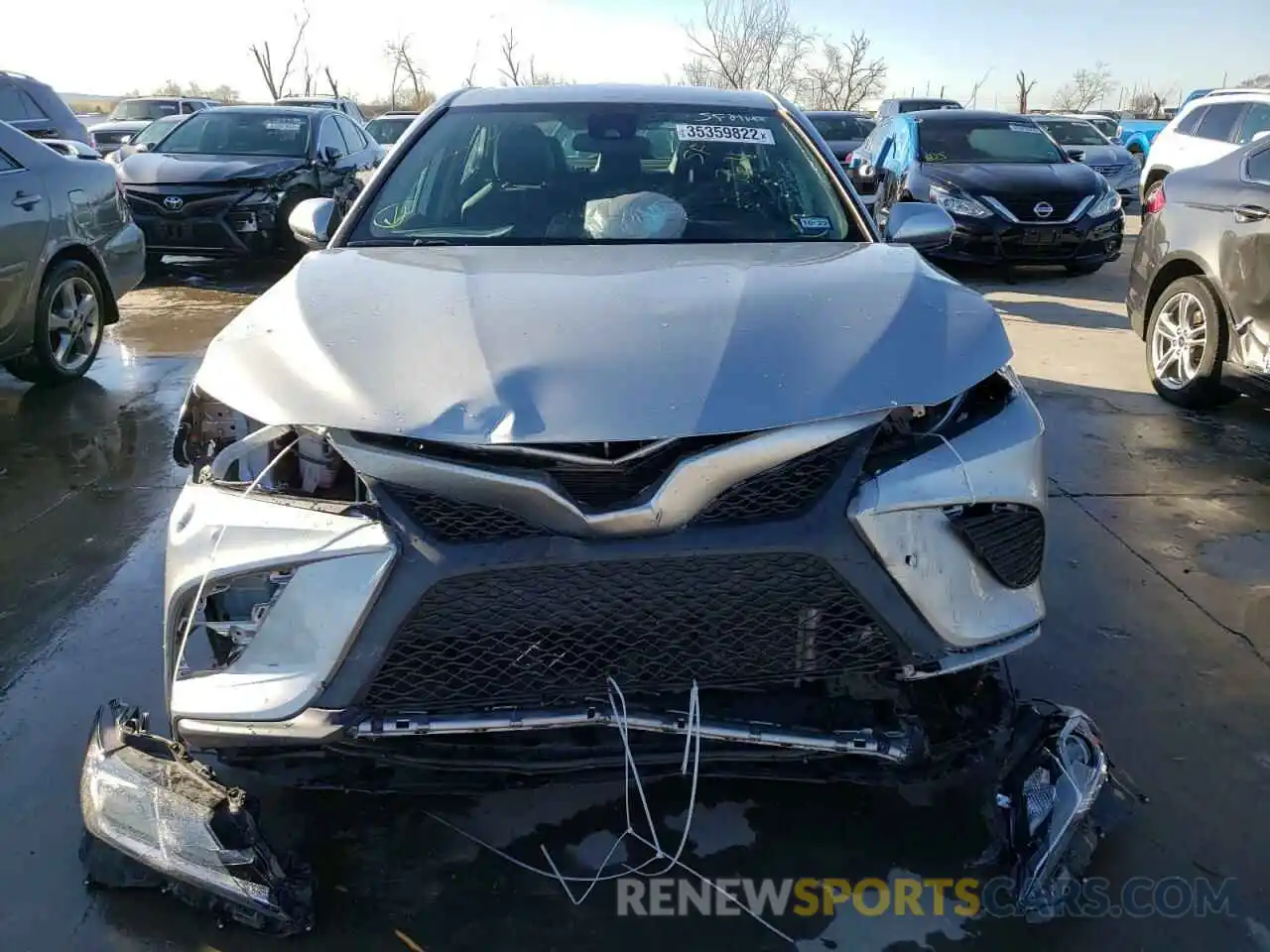 9 Photograph of a damaged car 4T1B11HK4KU727800 TOYOTA CAMRY 2019