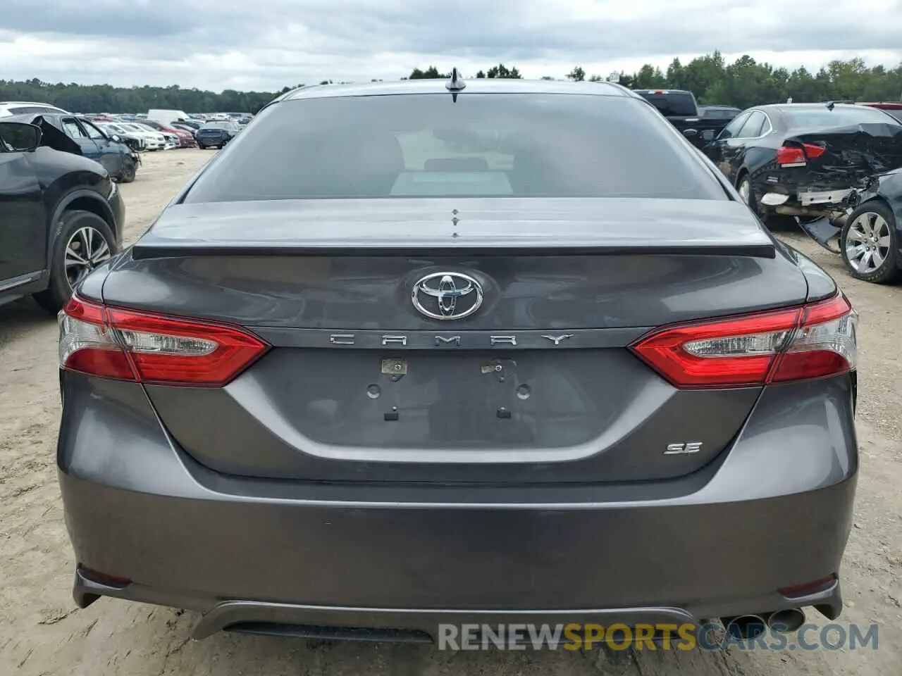 6 Photograph of a damaged car 4T1B11HK4KU728302 TOYOTA CAMRY 2019