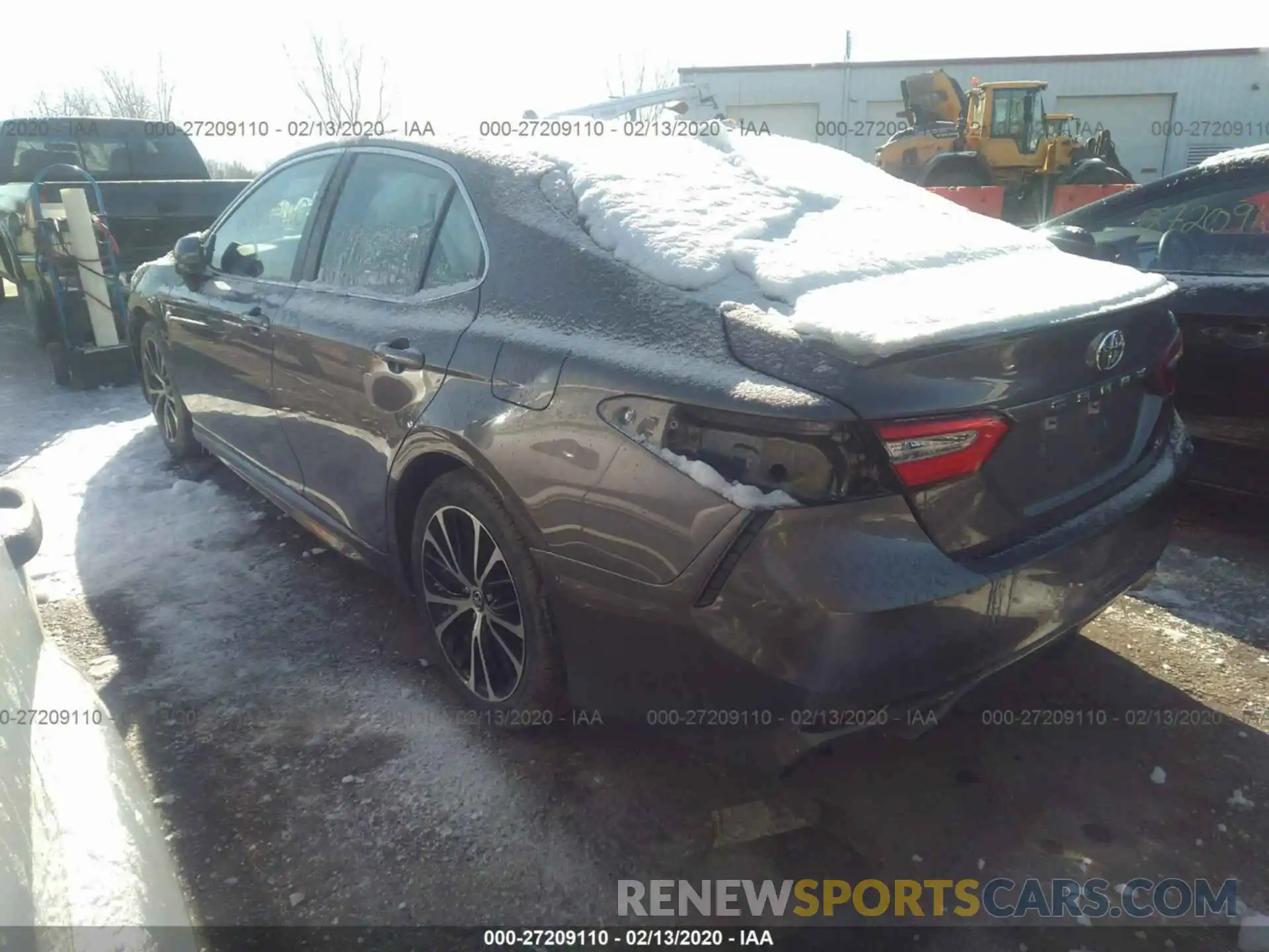 3 Photograph of a damaged car 4T1B11HK4KU729644 TOYOTA CAMRY 2019