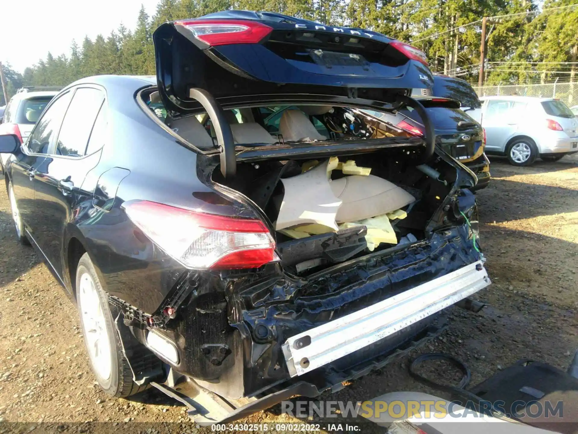 6 Photograph of a damaged car 4T1B11HK4KU730146 TOYOTA CAMRY 2019