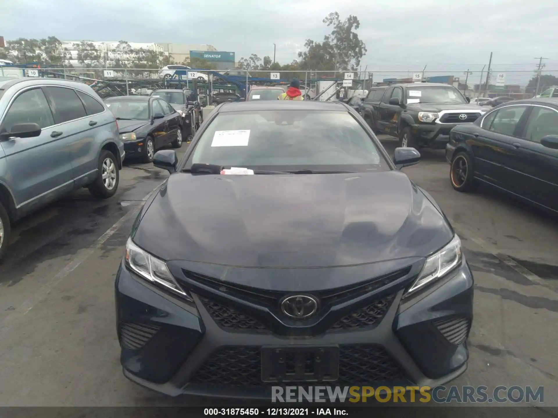 6 Photograph of a damaged car 4T1B11HK4KU730289 TOYOTA CAMRY 2019