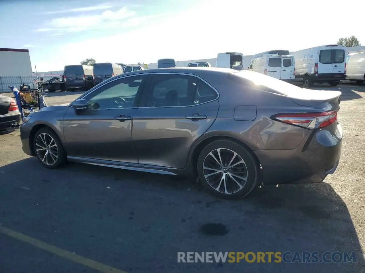 2 Photograph of a damaged car 4T1B11HK4KU733757 TOYOTA CAMRY 2019