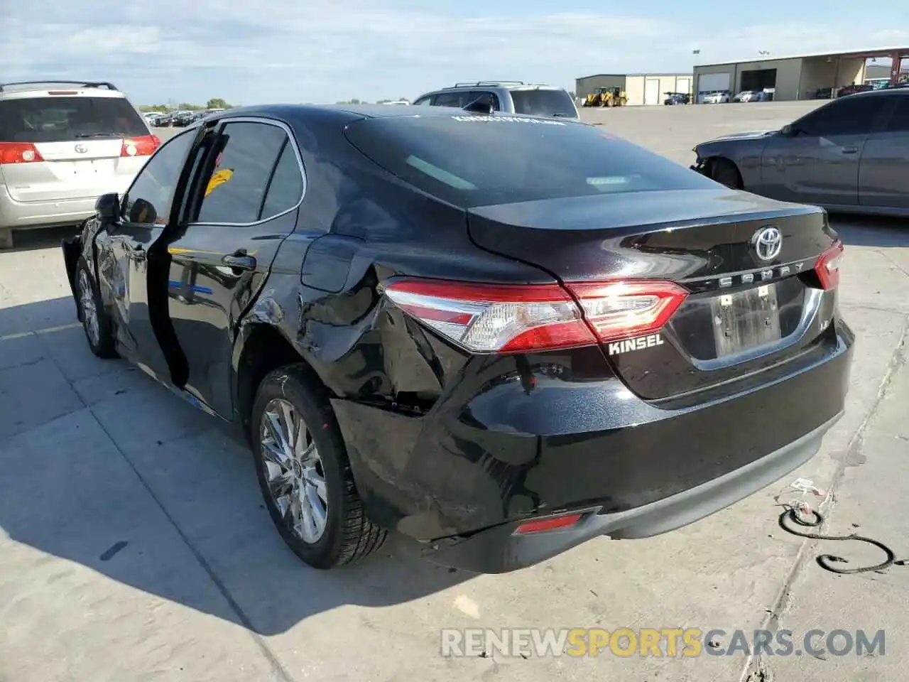 3 Photograph of a damaged car 4T1B11HK4KU734391 TOYOTA CAMRY 2019