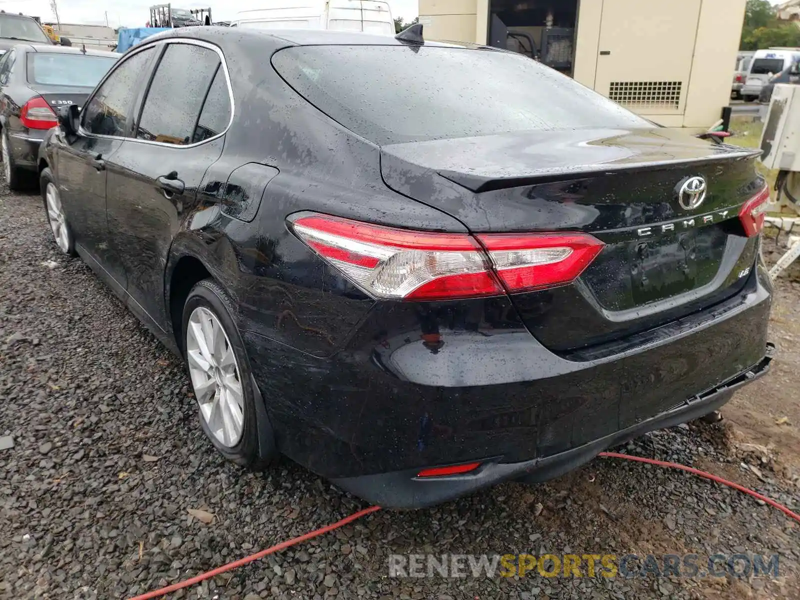 3 Photograph of a damaged car 4T1B11HK4KU743575 TOYOTA CAMRY 2019