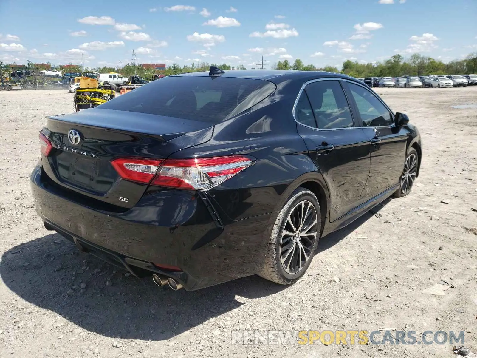 4 Photograph of a damaged car 4T1B11HK4KU745133 TOYOTA CAMRY 2019