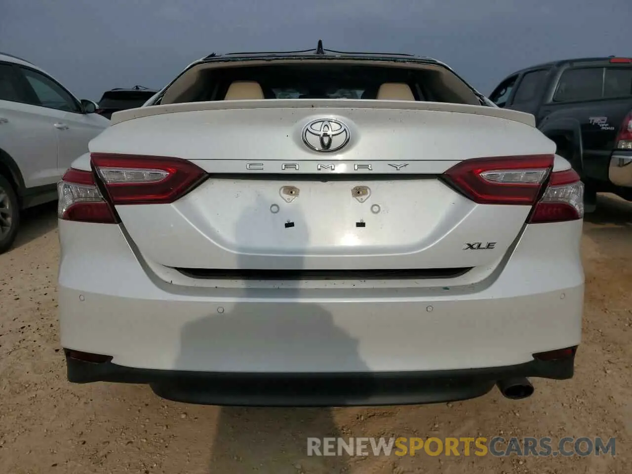 6 Photograph of a damaged car 4T1B11HK4KU745357 TOYOTA CAMRY 2019