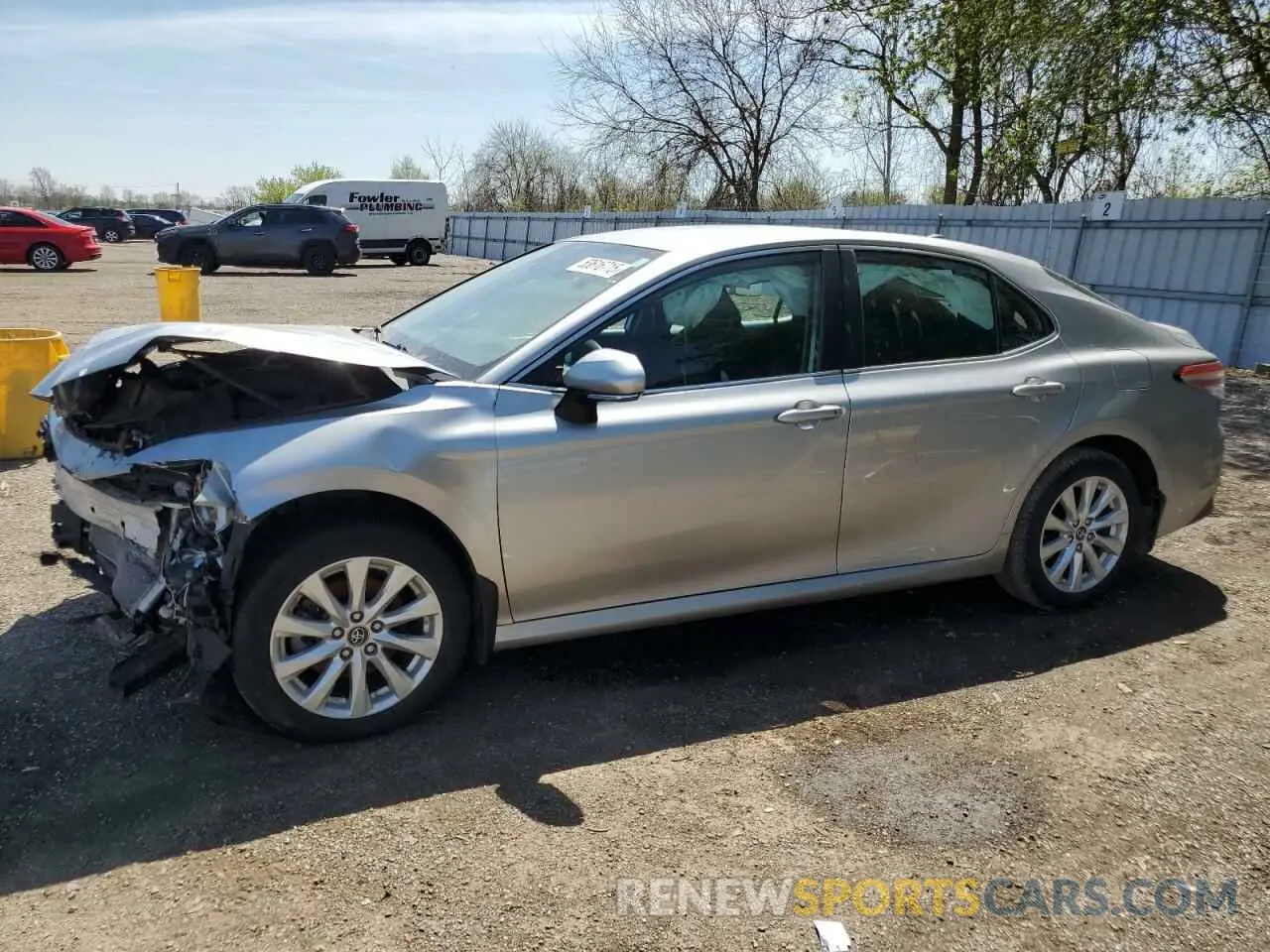 1 Photograph of a damaged car 4T1B11HK4KU748971 TOYOTA CAMRY 2019
