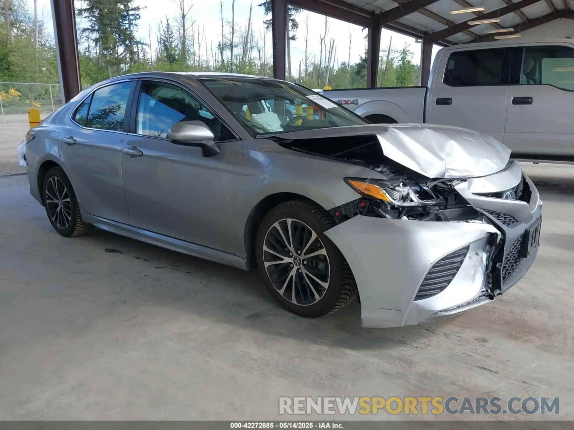 1 Photograph of a damaged car 4T1B11HK4KU749358 TOYOTA CAMRY 2019