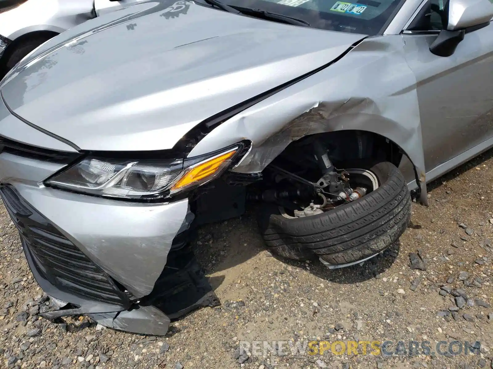 9 Photograph of a damaged car 4T1B11HK4KU753670 TOYOTA CAMRY 2019