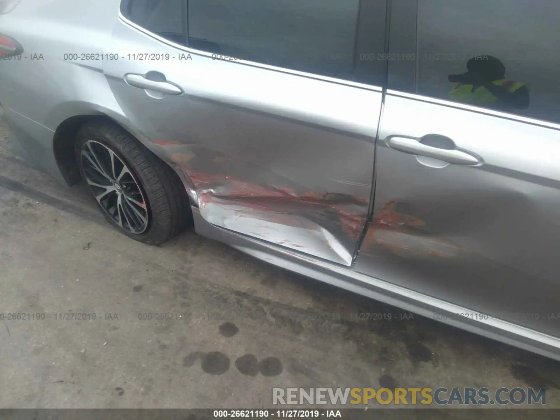 6 Photograph of a damaged car 4T1B11HK4KU756472 TOYOTA CAMRY 2019