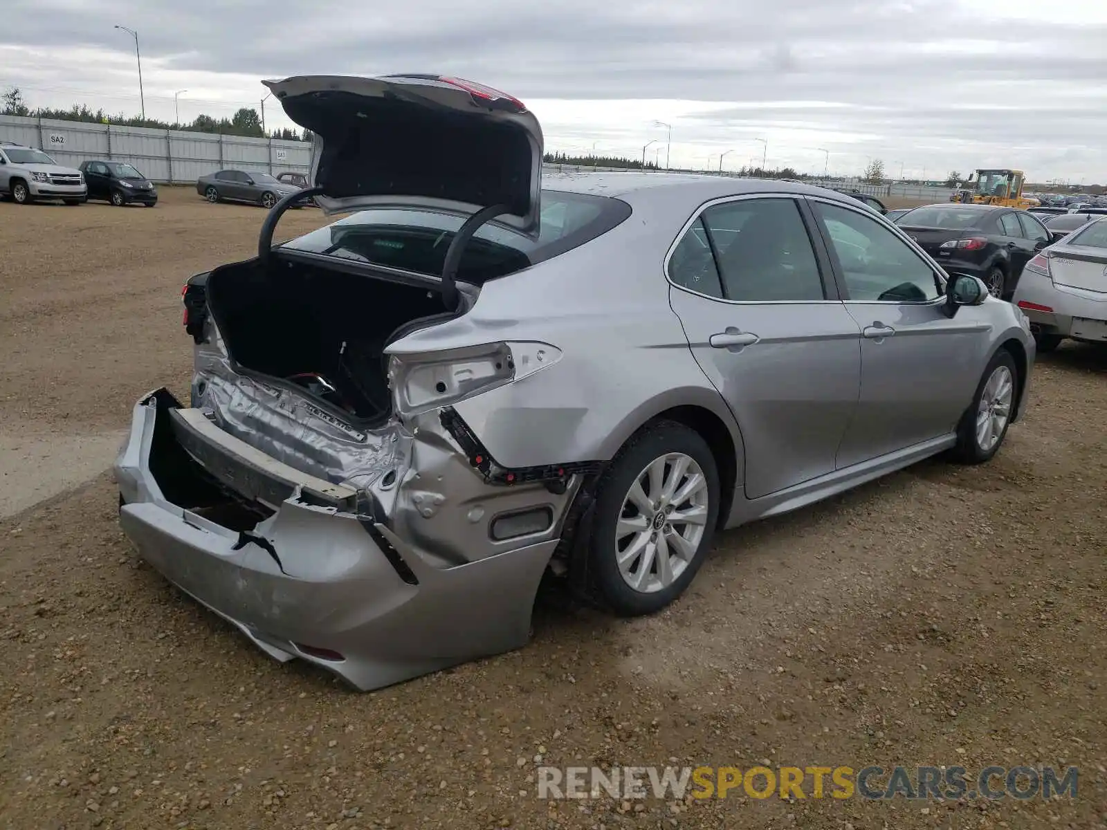 4 Photograph of a damaged car 4T1B11HK4KU758416 TOYOTA CAMRY 2019