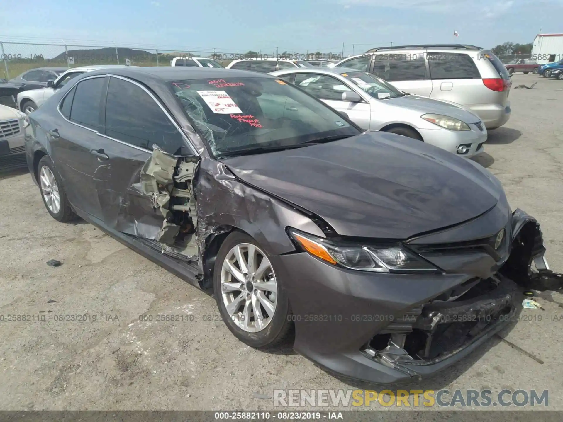 1 Photograph of a damaged car 4T1B11HK4KU759890 TOYOTA CAMRY 2019