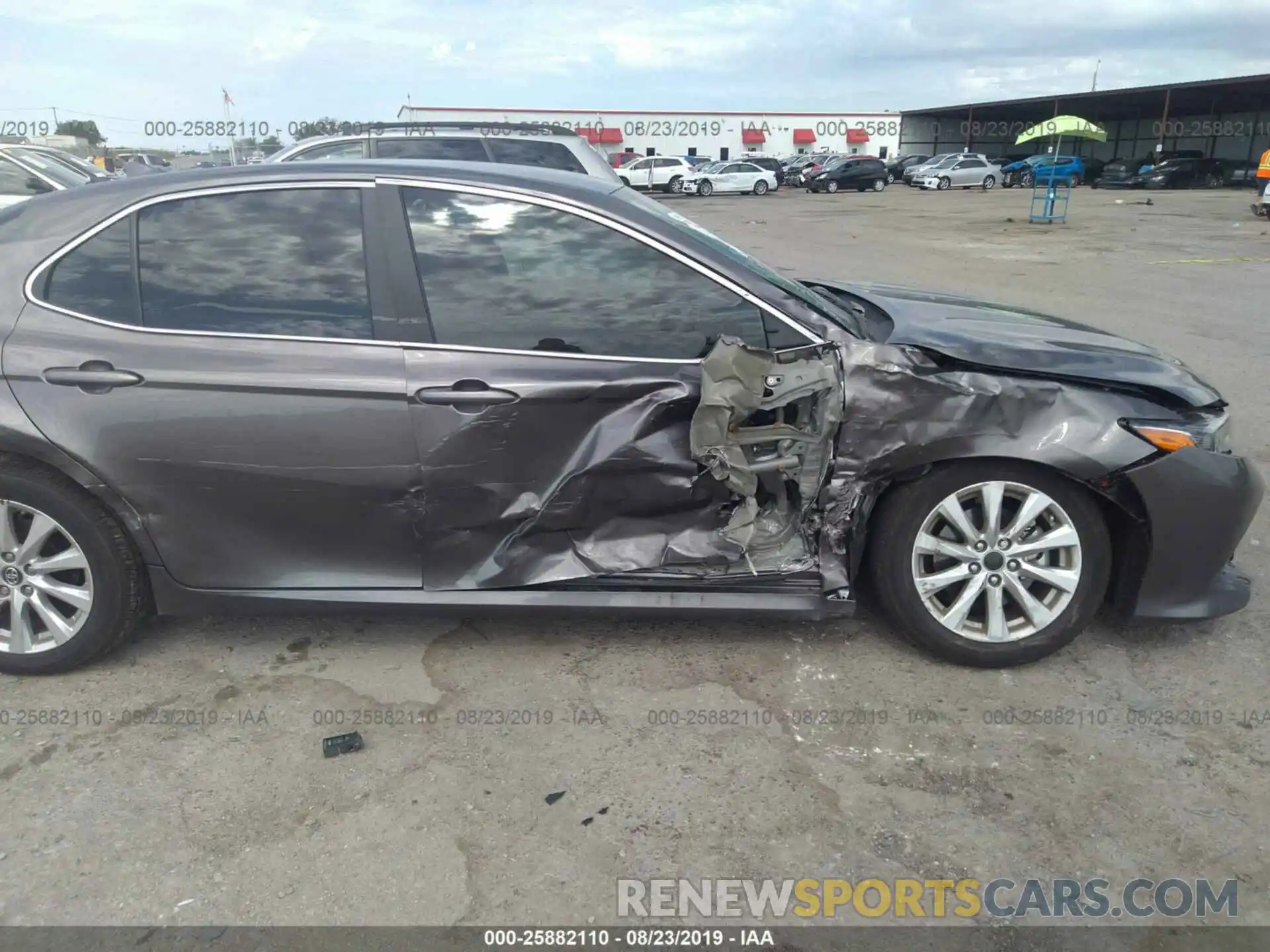 6 Photograph of a damaged car 4T1B11HK4KU759890 TOYOTA CAMRY 2019