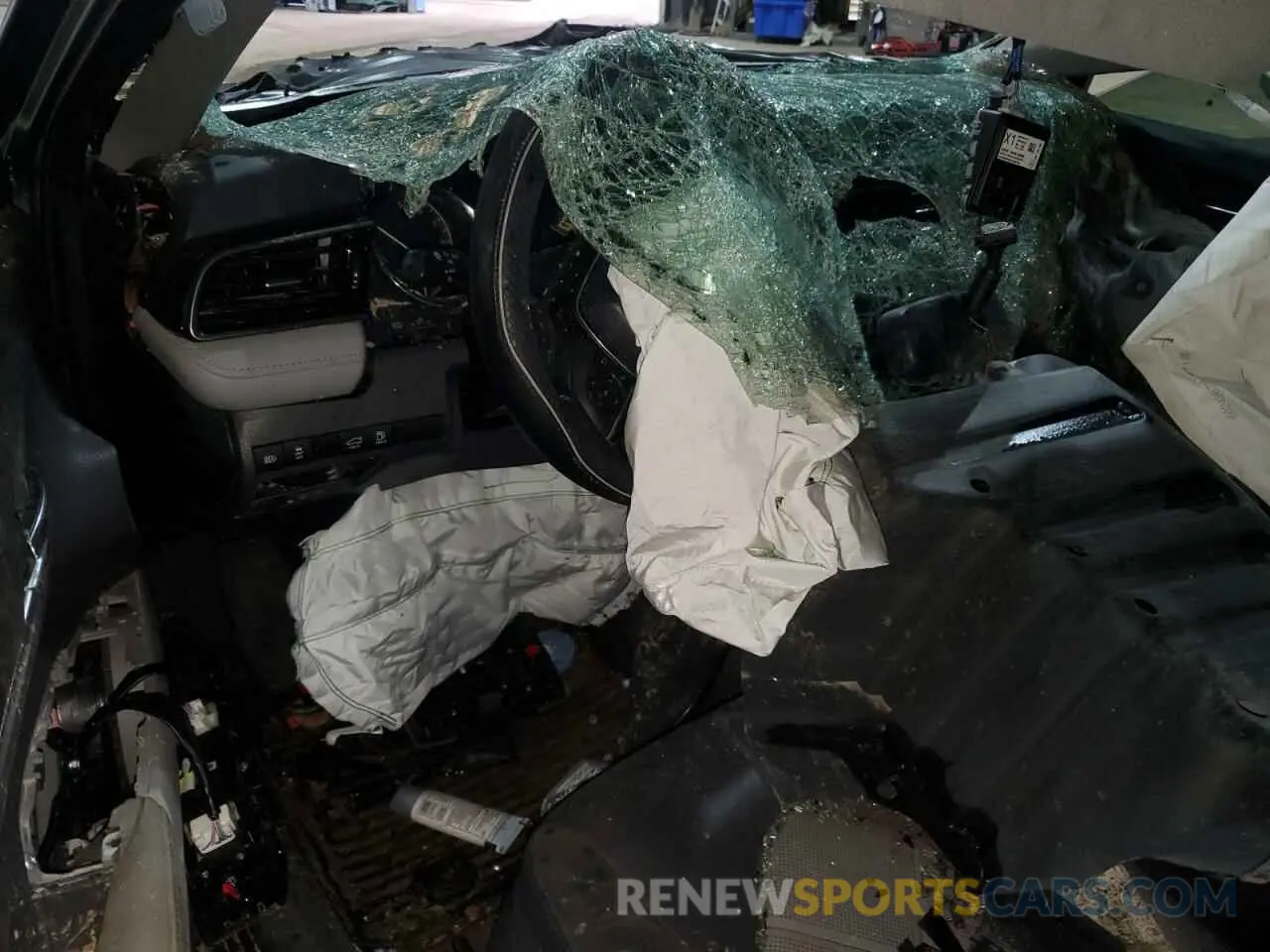 8 Photograph of a damaged car 4T1B11HK4KU759971 TOYOTA CAMRY 2019