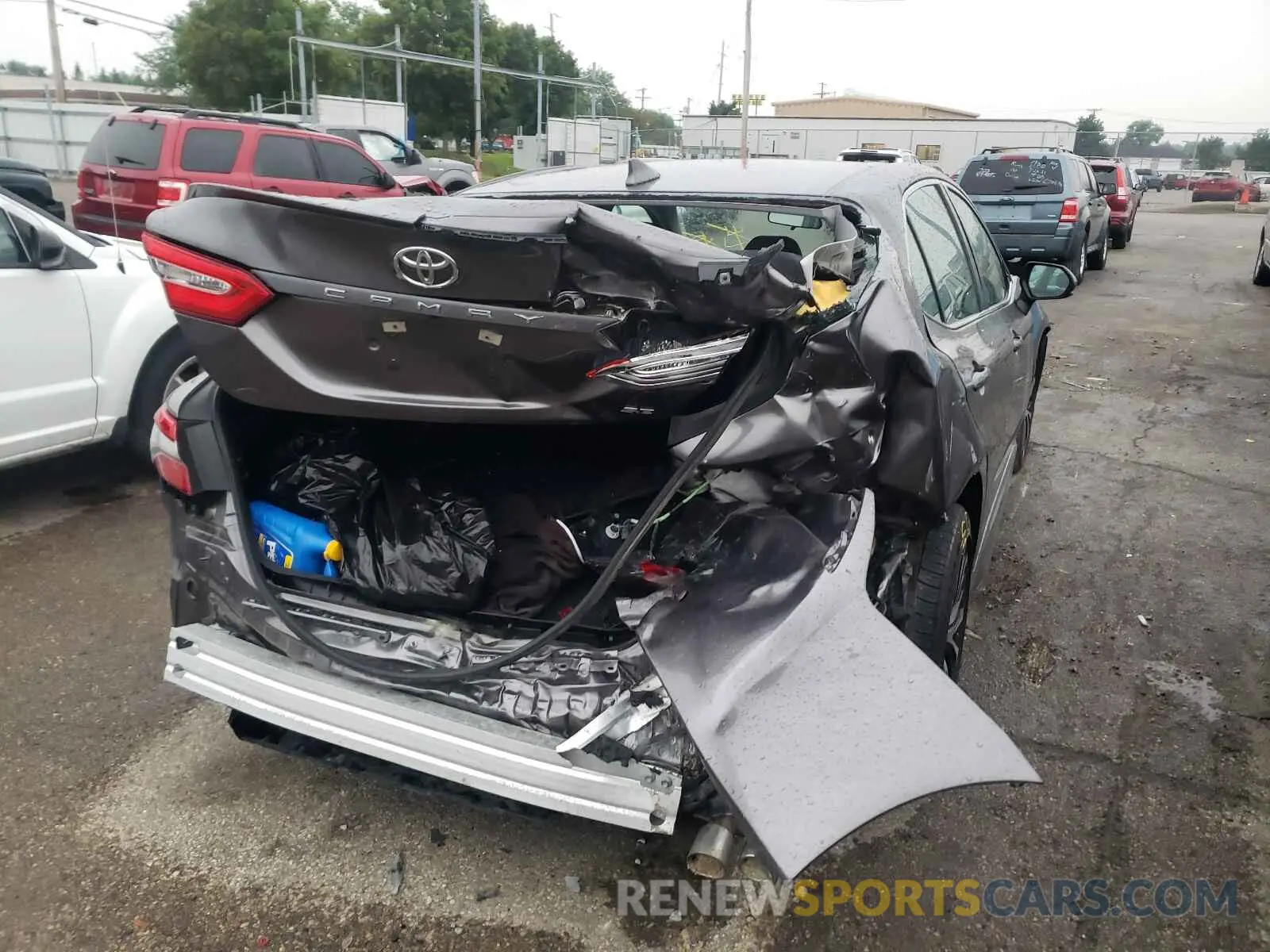 9 Photograph of a damaged car 4T1B11HK4KU764703 TOYOTA CAMRY 2019