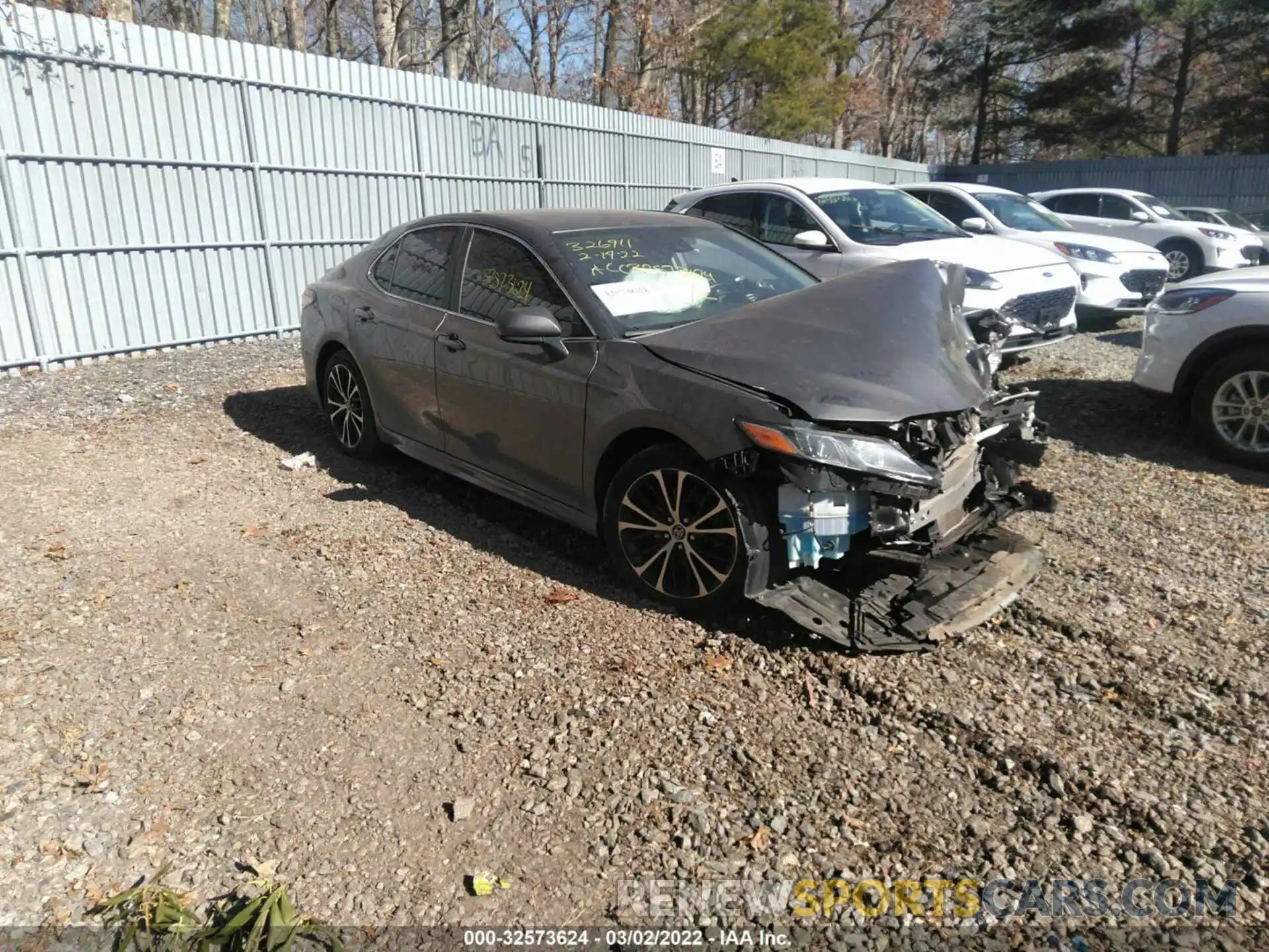 1 Photograph of a damaged car 4T1B11HK4KU764961 TOYOTA CAMRY 2019