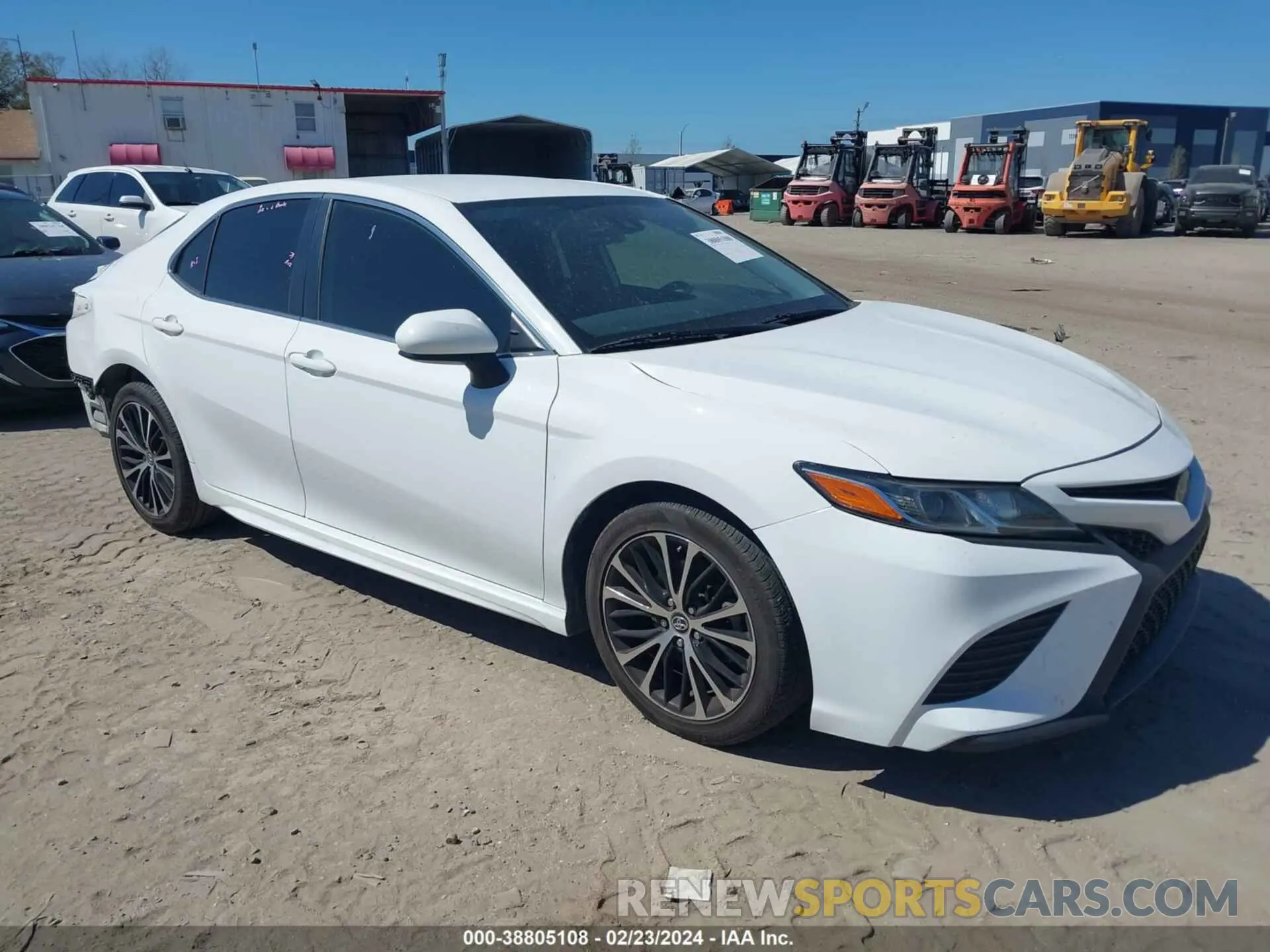 1 Photograph of a damaged car 4T1B11HK4KU765141 TOYOTA CAMRY 2019