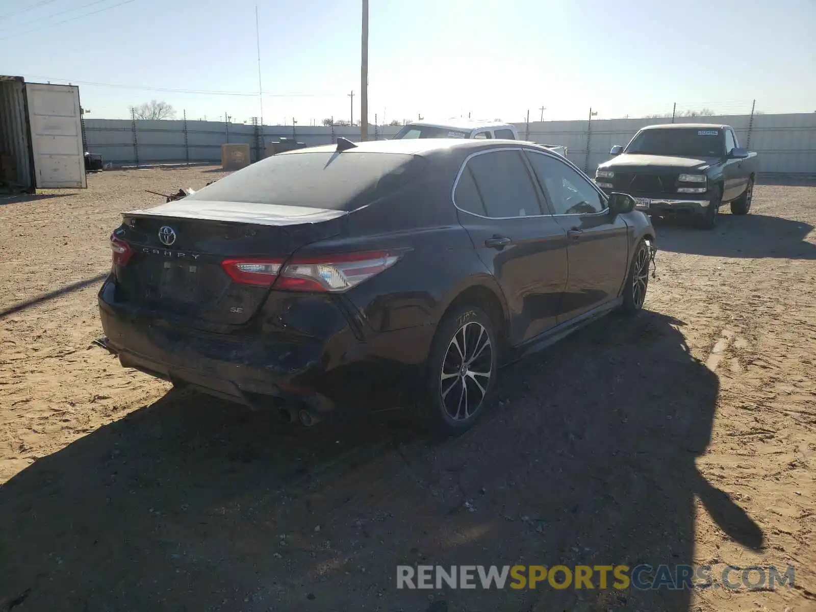 4 Photograph of a damaged car 4T1B11HK4KU765401 TOYOTA CAMRY 2019