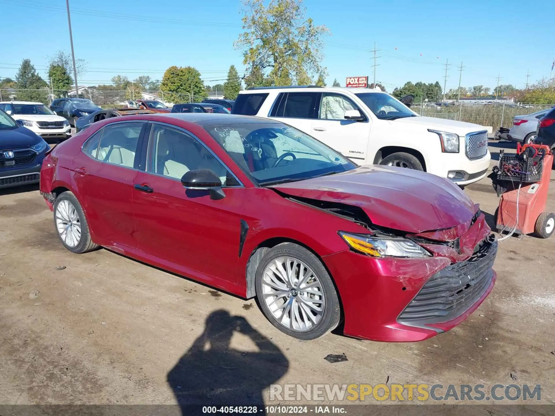 1 Photograph of a damaged car 4T1B11HK4KU766404 TOYOTA CAMRY 2019