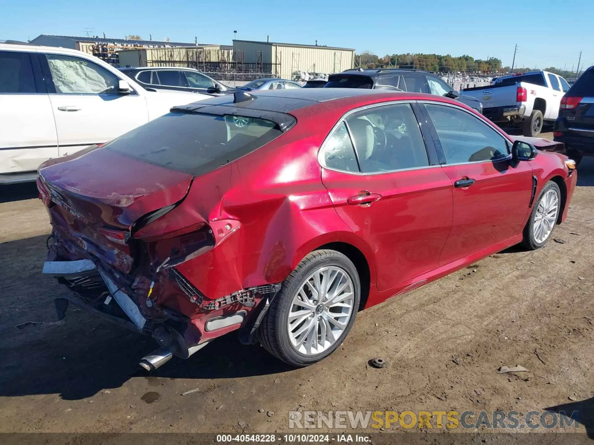 4 Photograph of a damaged car 4T1B11HK4KU766404 TOYOTA CAMRY 2019