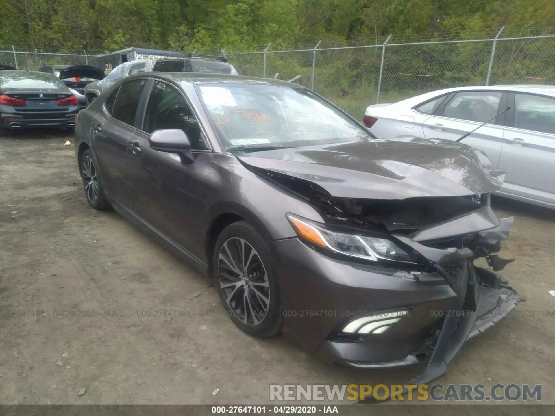 1 Photograph of a damaged car 4T1B11HK4KU766516 TOYOTA CAMRY 2019