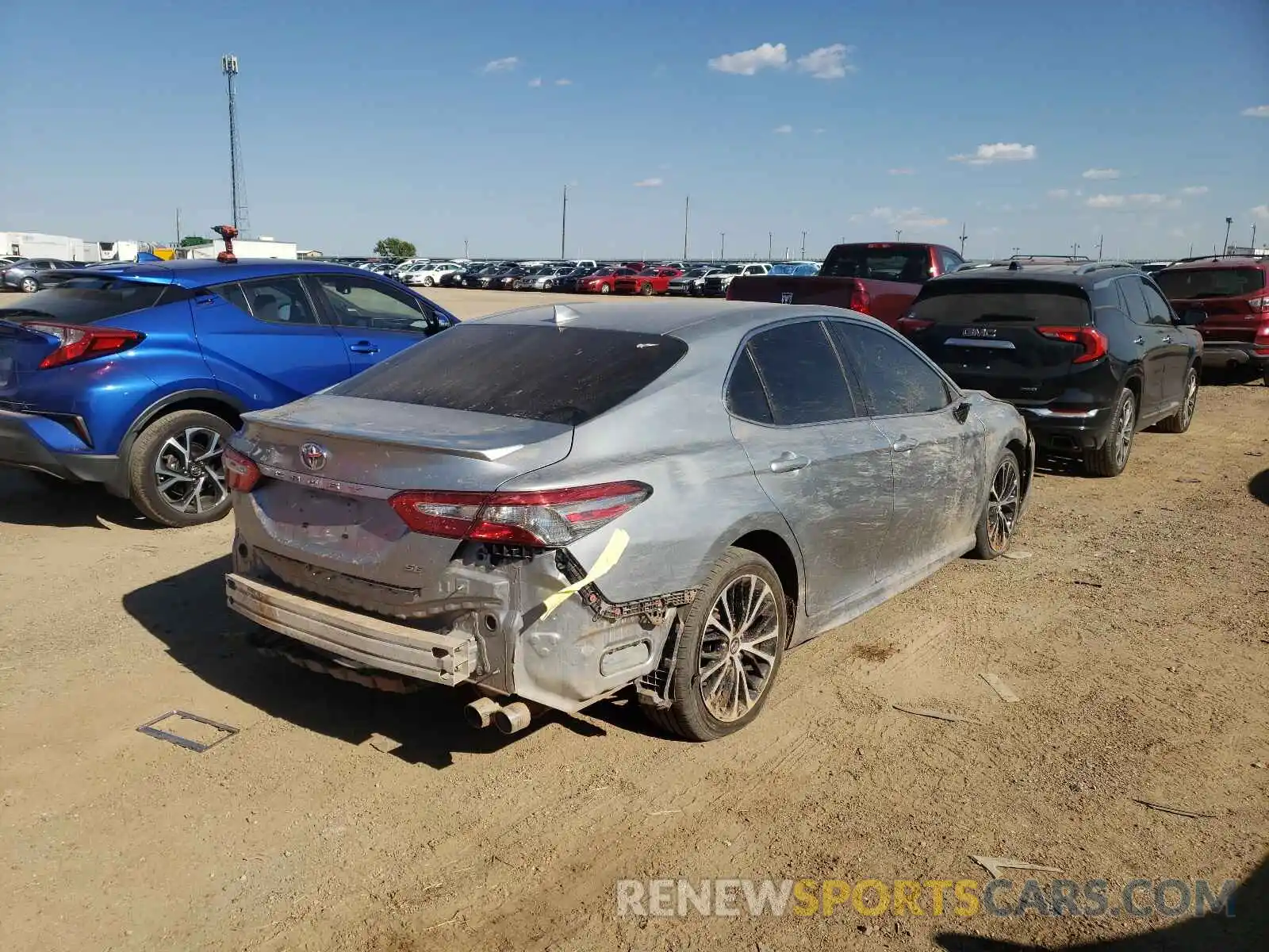 4 Photograph of a damaged car 4T1B11HK4KU767066 TOYOTA CAMRY 2019