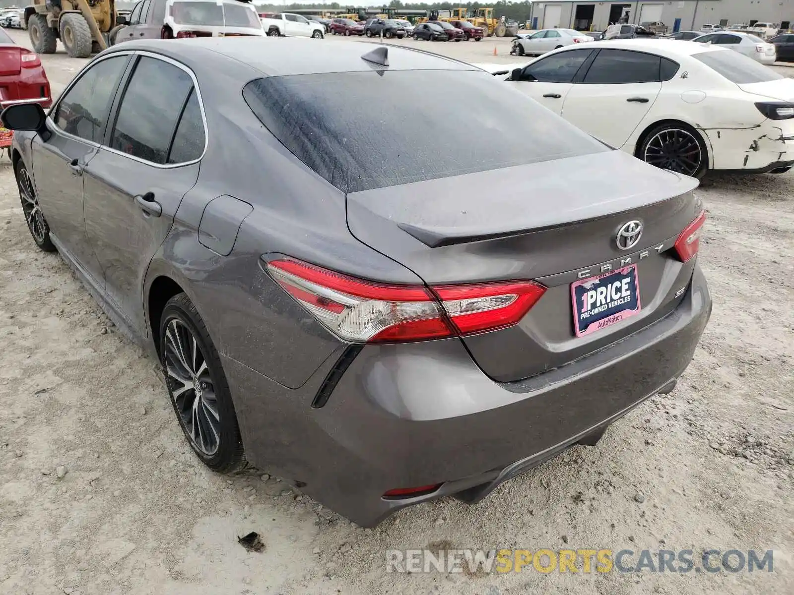 3 Photograph of a damaged car 4T1B11HK4KU772865 TOYOTA CAMRY 2019