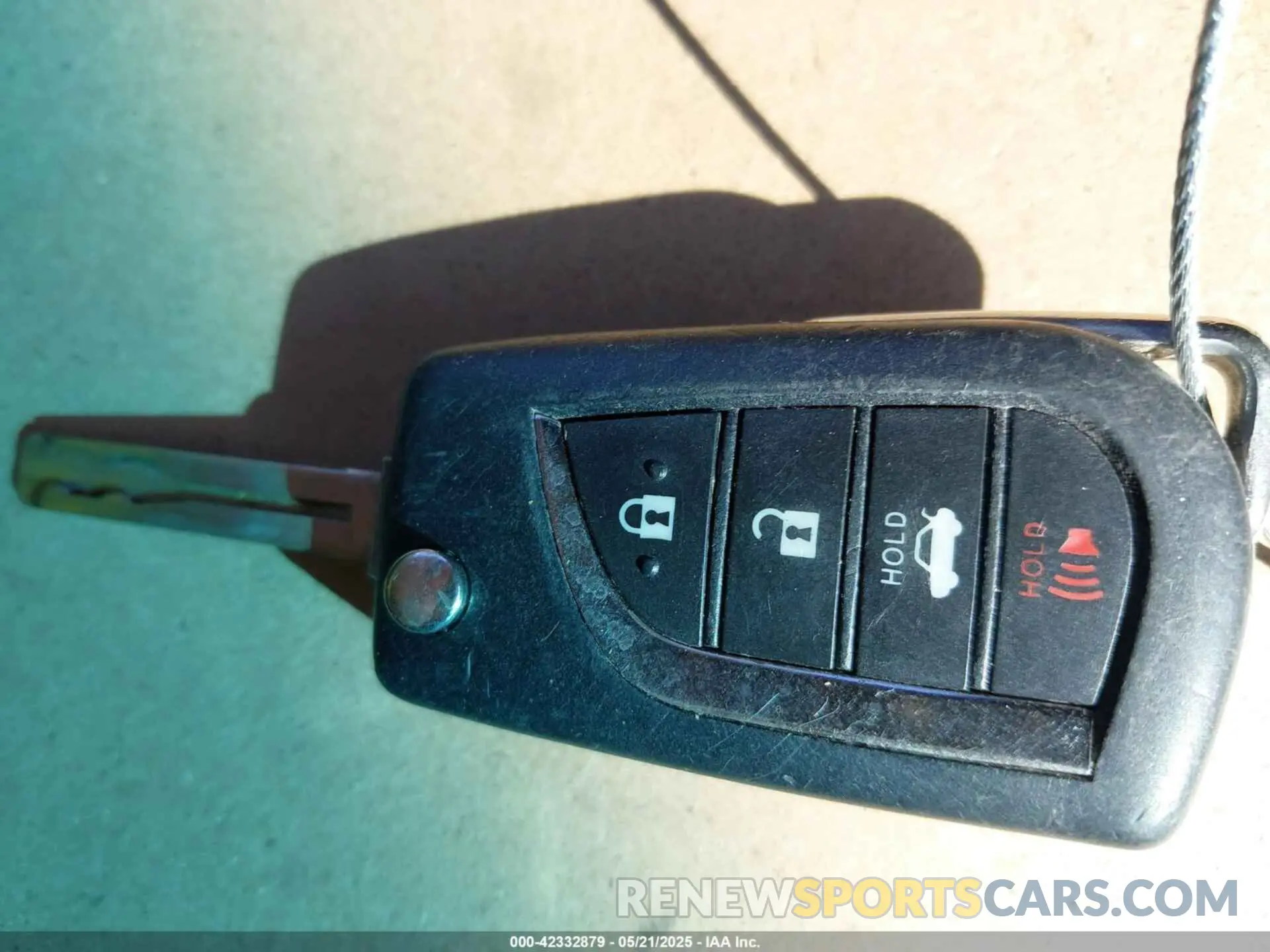 11 Photograph of a damaged car 4T1B11HK4KU781985 TOYOTA CAMRY 2019