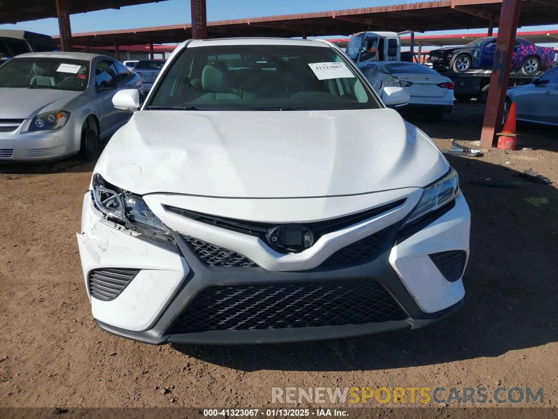 12 Photograph of a damaged car 4T1B11HK4KU782585 TOYOTA CAMRY 2019
