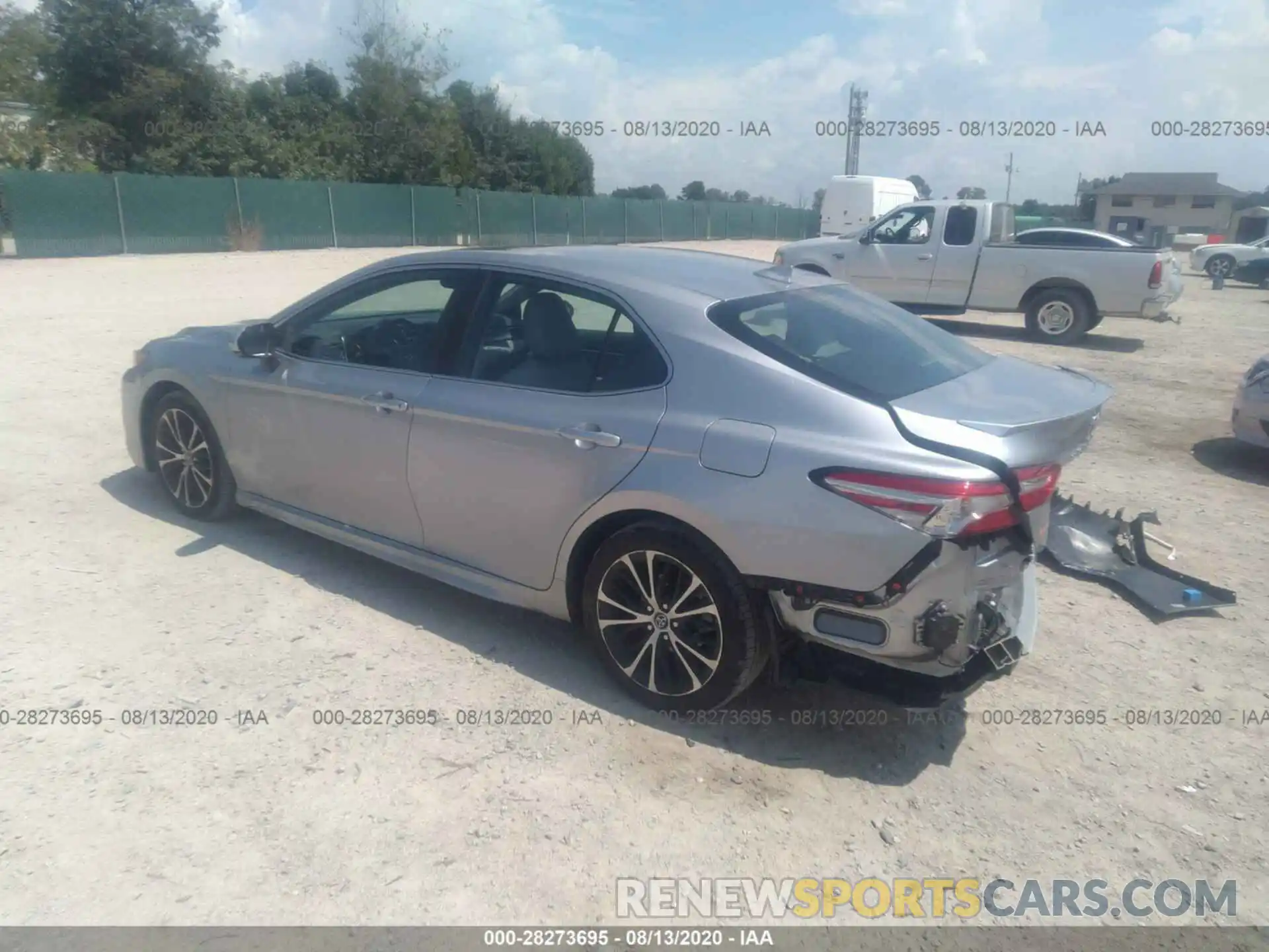 3 Photograph of a damaged car 4T1B11HK4KU785907 TOYOTA CAMRY 2019