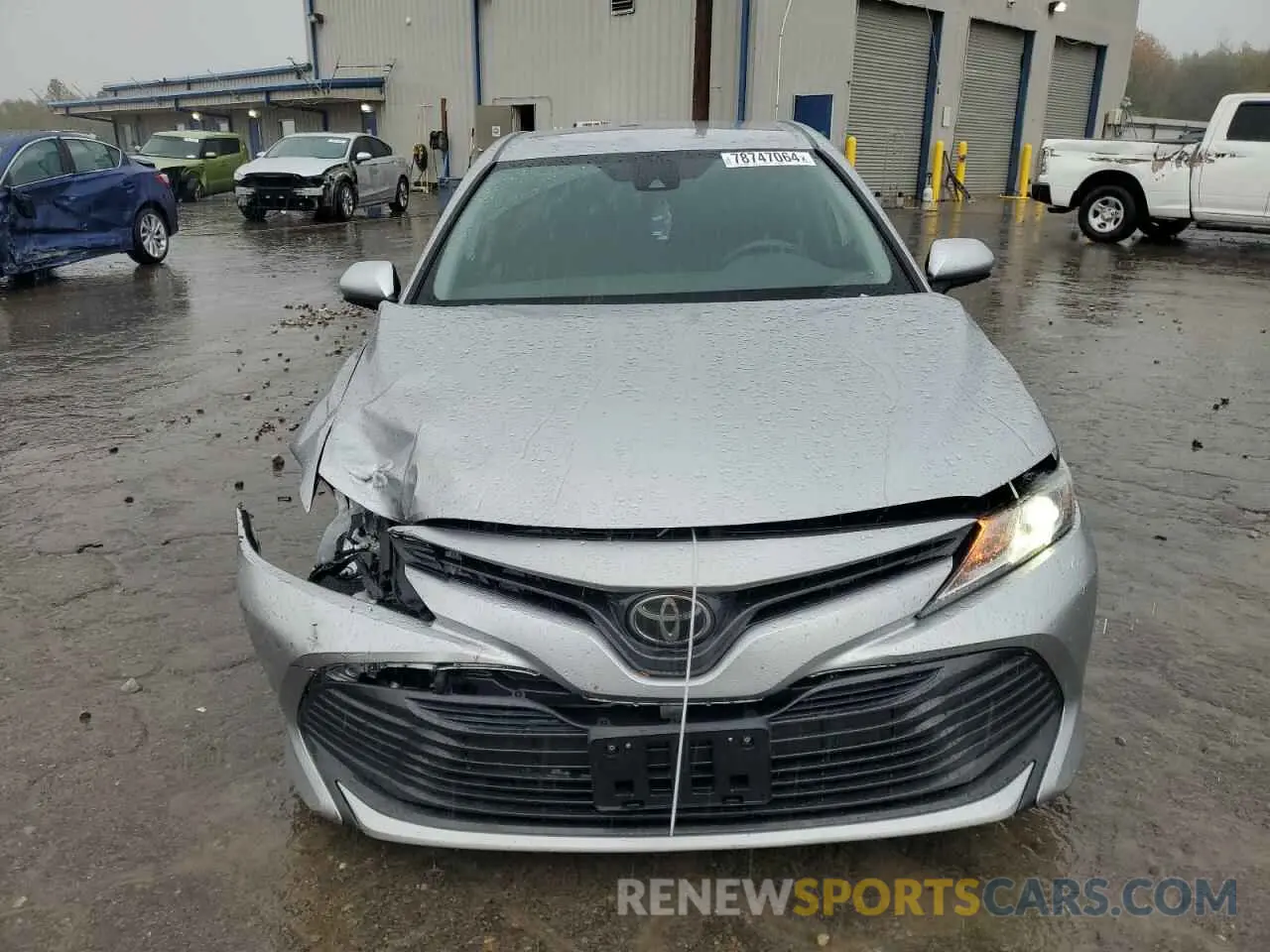 5 Photograph of a damaged car 4T1B11HK4KU787138 TOYOTA CAMRY 2019