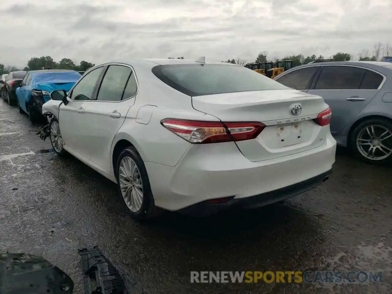 3 Photograph of a damaged car 4T1B11HK4KU794316 TOYOTA CAMRY 2019