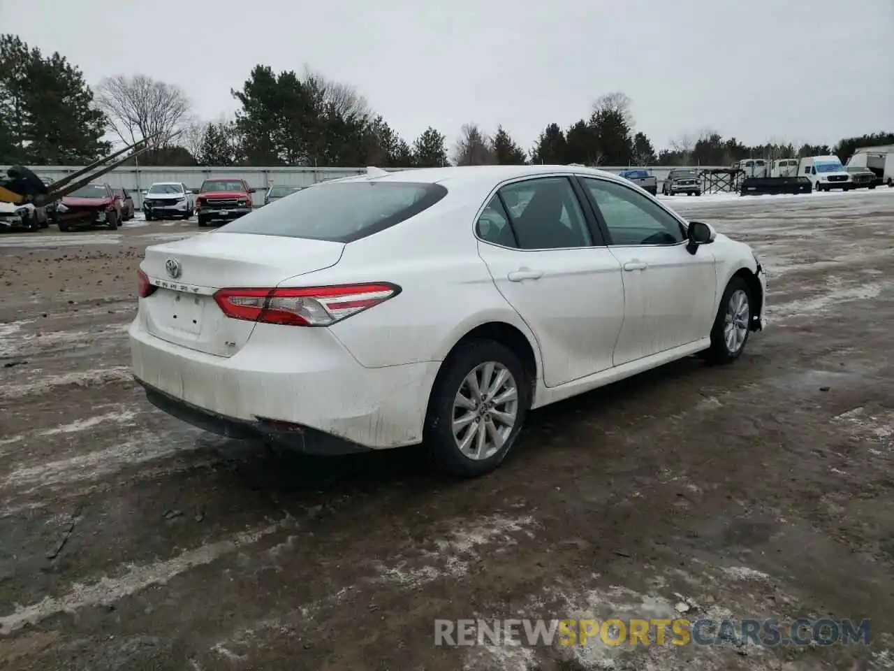 4 Photograph of a damaged car 4T1B11HK4KU798432 TOYOTA CAMRY 2019