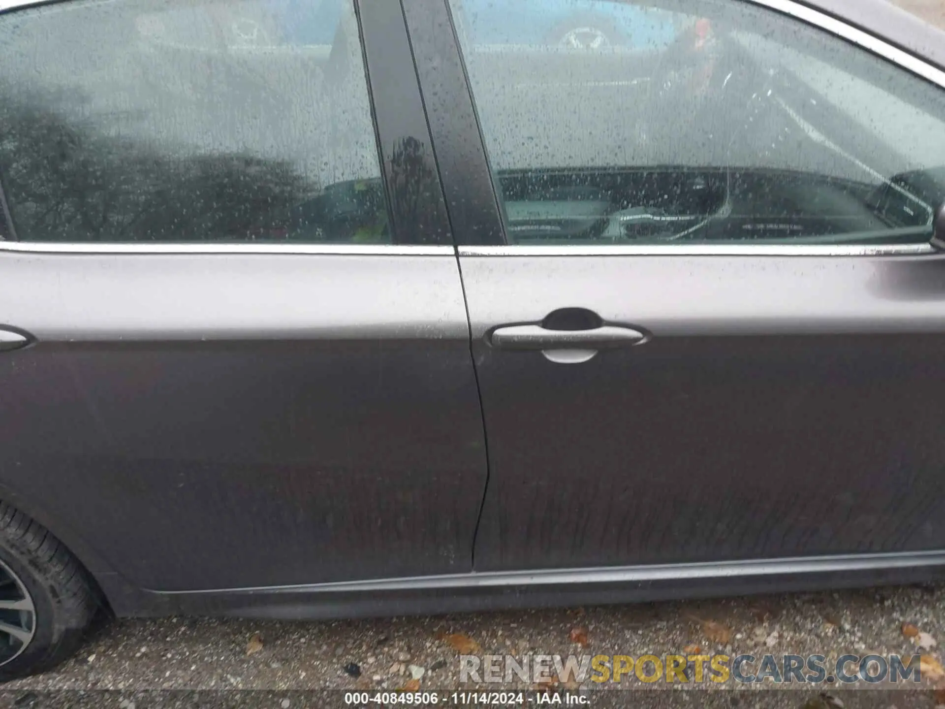 13 Photograph of a damaged car 4T1B11HK4KU798866 TOYOTA CAMRY 2019