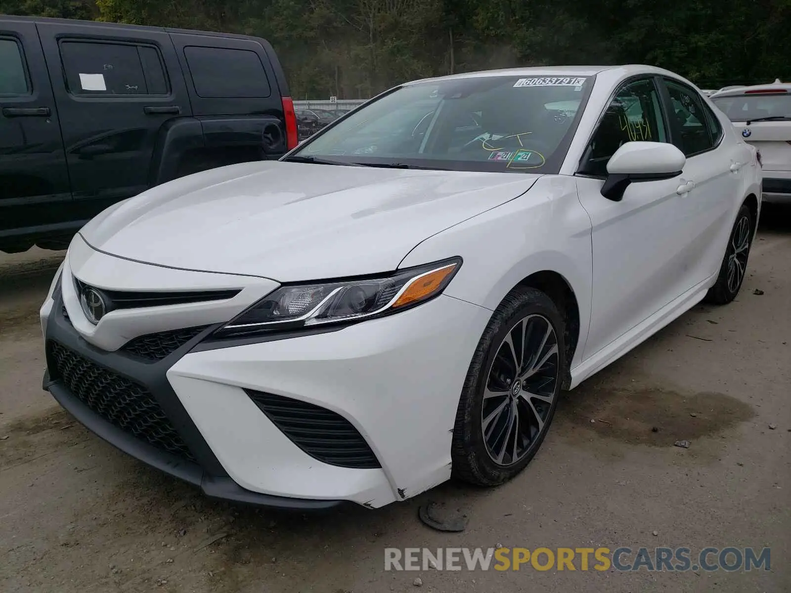 2 Photograph of a damaged car 4T1B11HK4KU801202 TOYOTA CAMRY 2019