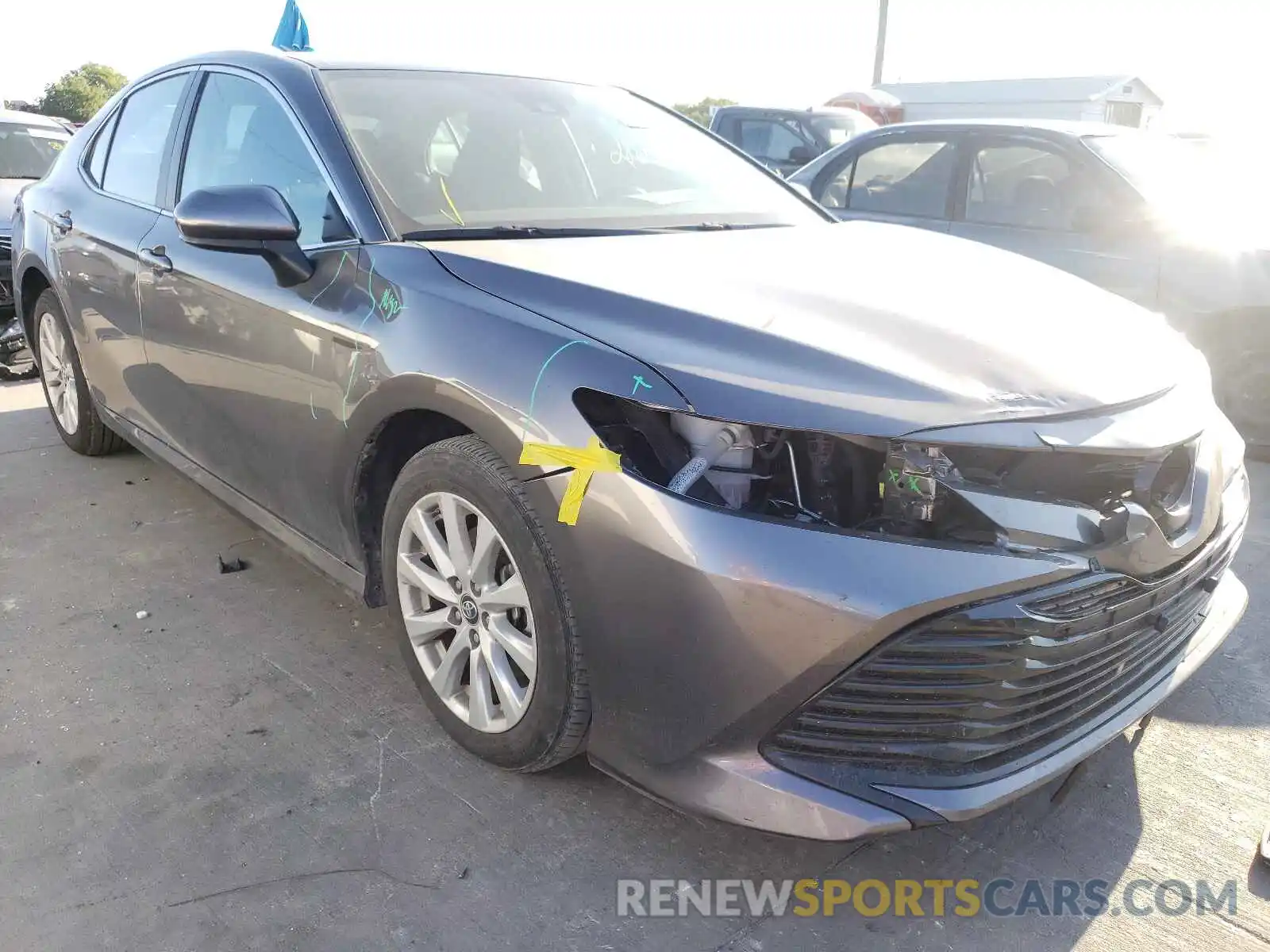 1 Photograph of a damaged car 4T1B11HK4KU802754 TOYOTA CAMRY 2019