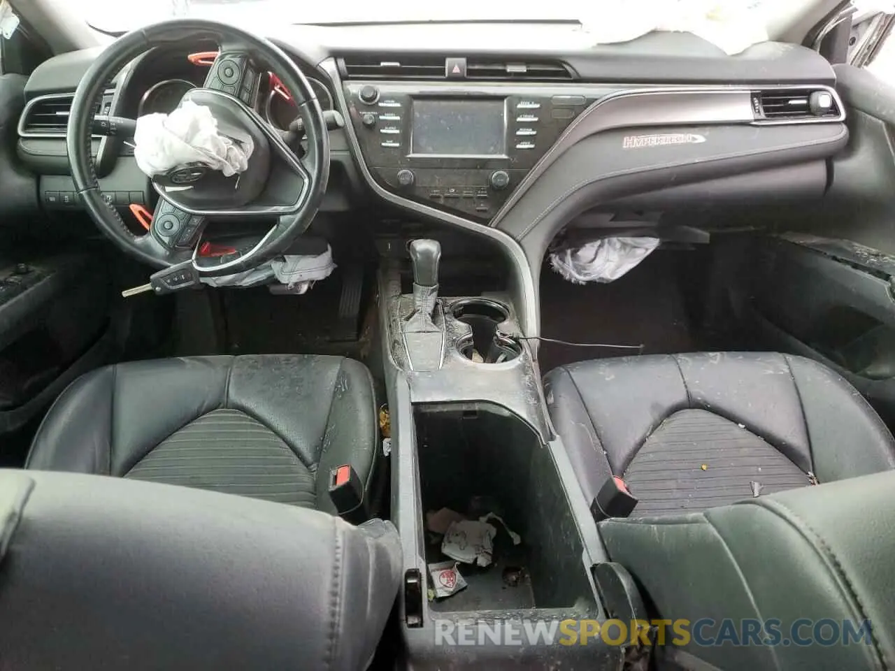 8 Photograph of a damaged car 4T1B11HK4KU803659 TOYOTA CAMRY 2019