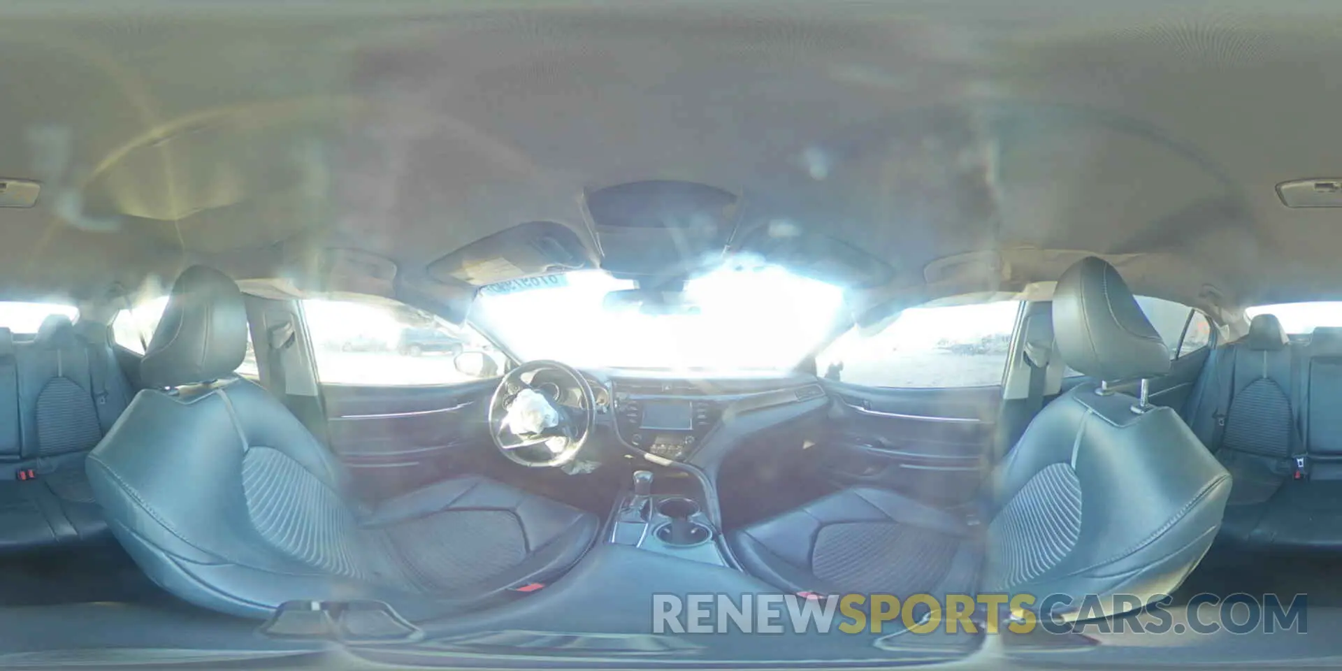 14 Photograph of a damaged car 4T1B11HK4KU807131 TOYOTA CAMRY 2019