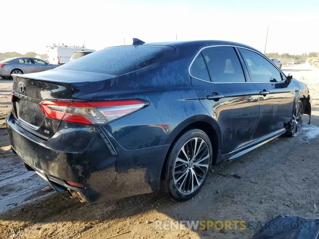 3 Photograph of a damaged car 4T1B11HK4KU807131 TOYOTA CAMRY 2019