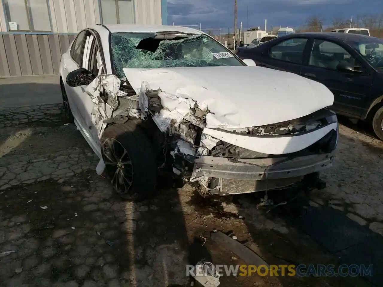 9 Photograph of a damaged car 4T1B11HK4KU811907 TOYOTA CAMRY 2019