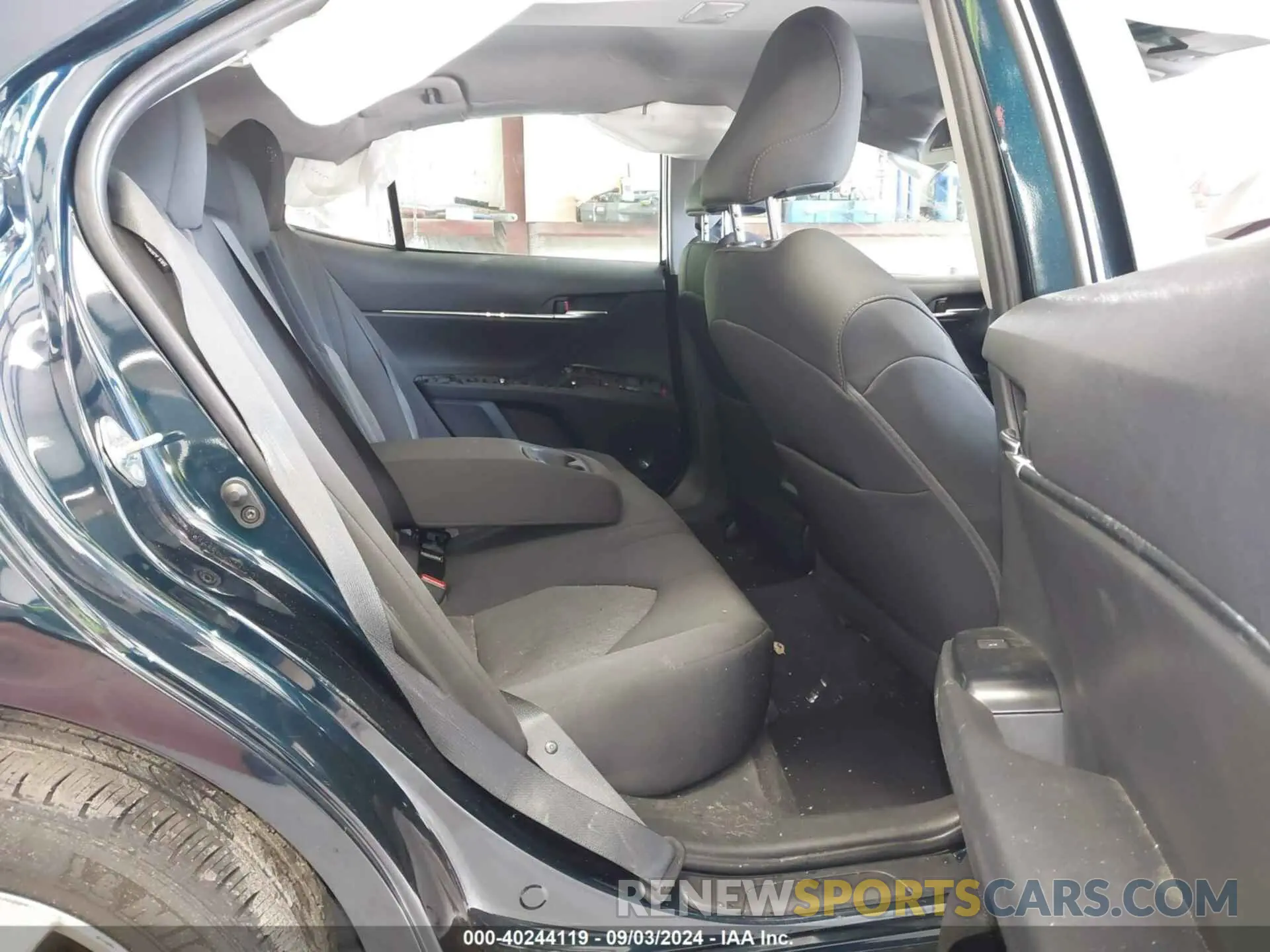 8 Photograph of a damaged car 4T1B11HK4KU812068 TOYOTA CAMRY 2019