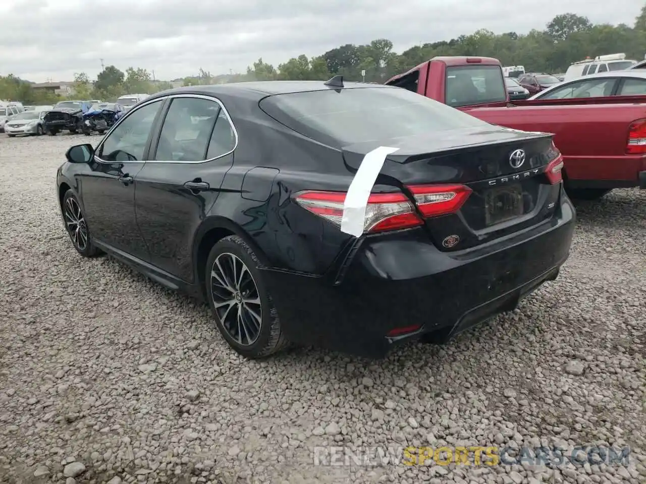 3 Photograph of a damaged car 4T1B11HK4KU813995 TOYOTA CAMRY 2019