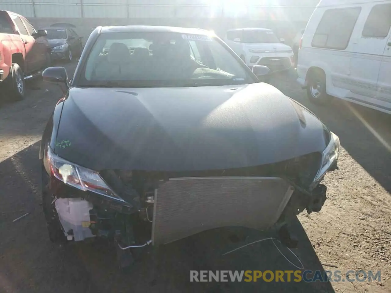 5 Photograph of a damaged car 4T1B11HK4KU819358 TOYOTA CAMRY 2019