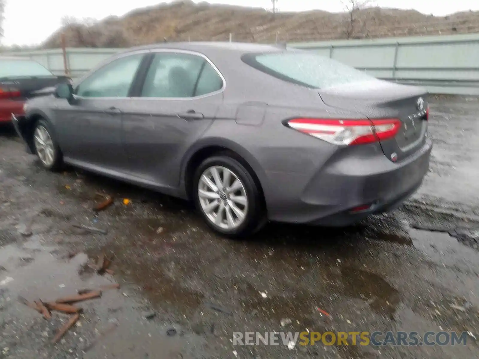 3 Photograph of a damaged car 4T1B11HK4KU822096 TOYOTA CAMRY 2019