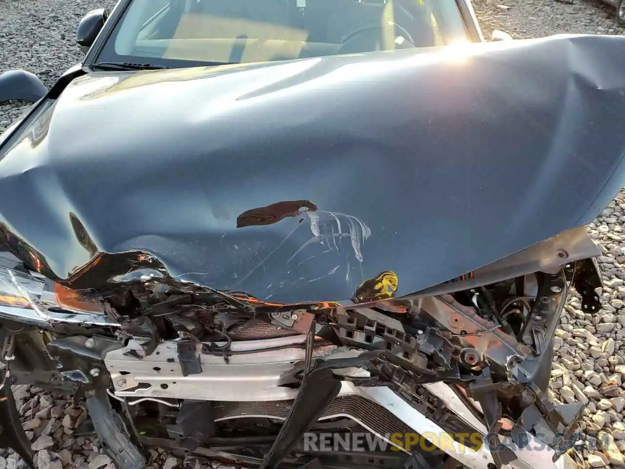 11 Photograph of a damaged car 4T1B11HK4KU823815 TOYOTA CAMRY 2019