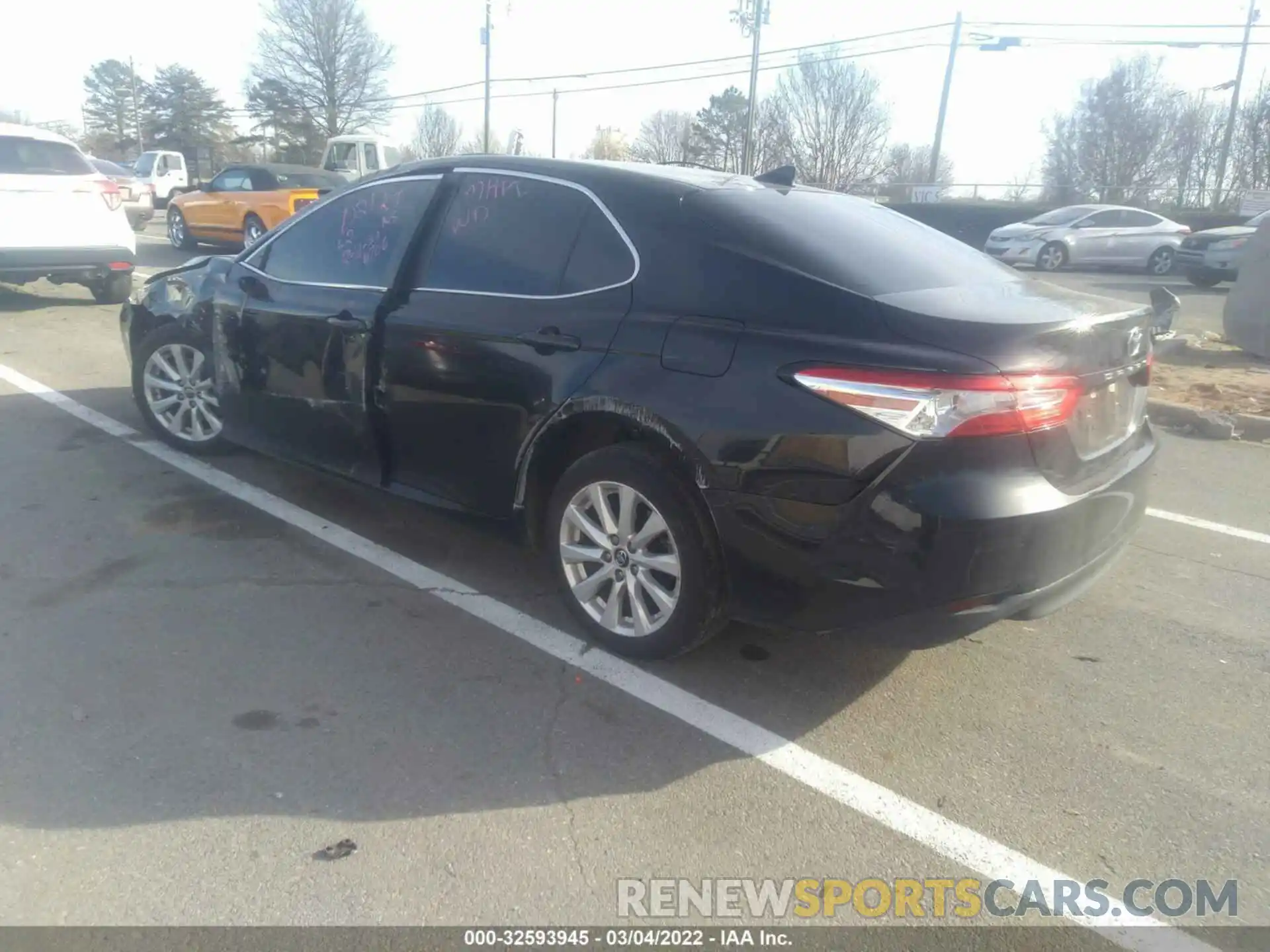 3 Photograph of a damaged car 4T1B11HK4KU824706 TOYOTA CAMRY 2019