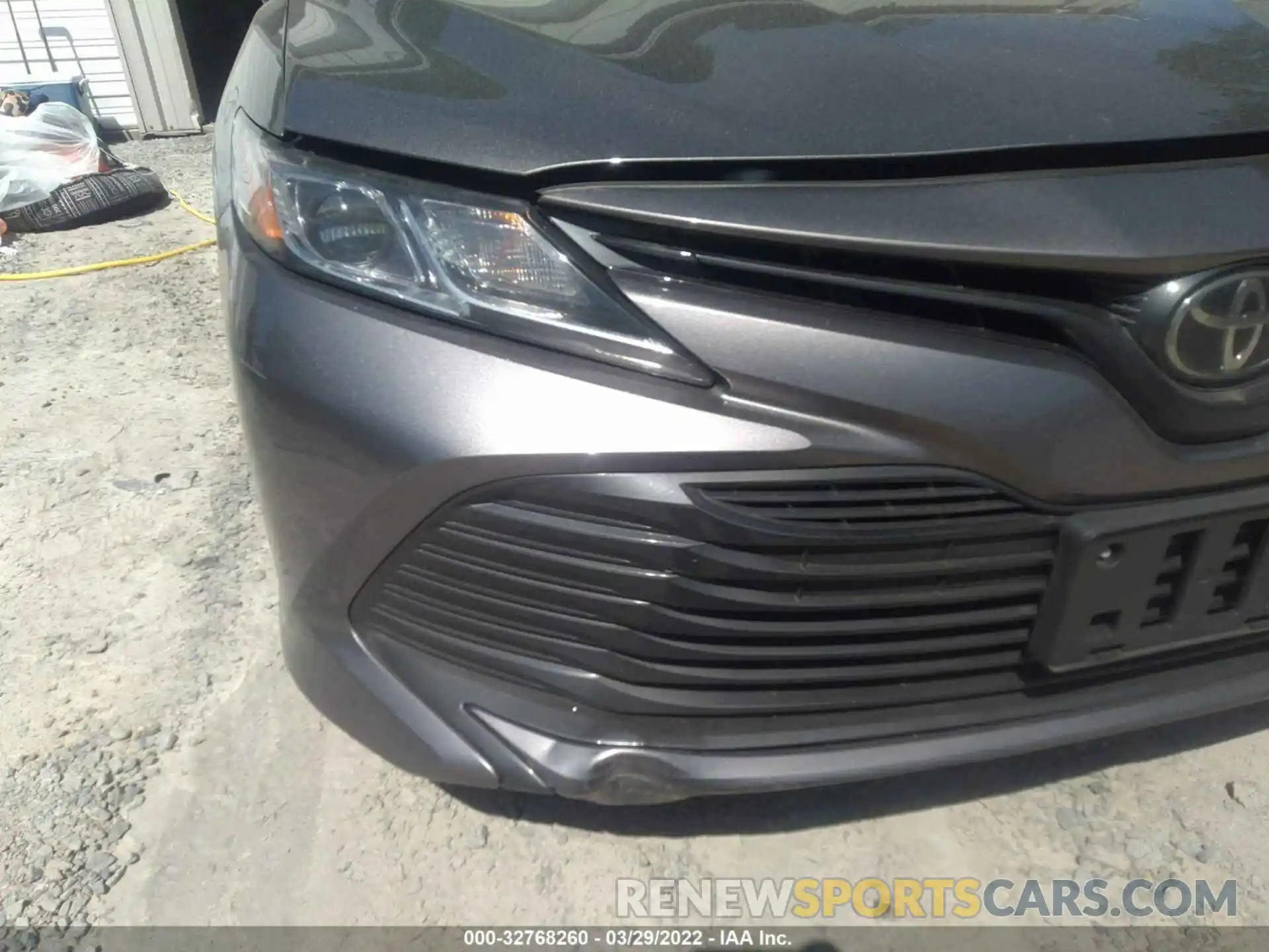 6 Photograph of a damaged car 4T1B11HK4KU827184 TOYOTA CAMRY 2019